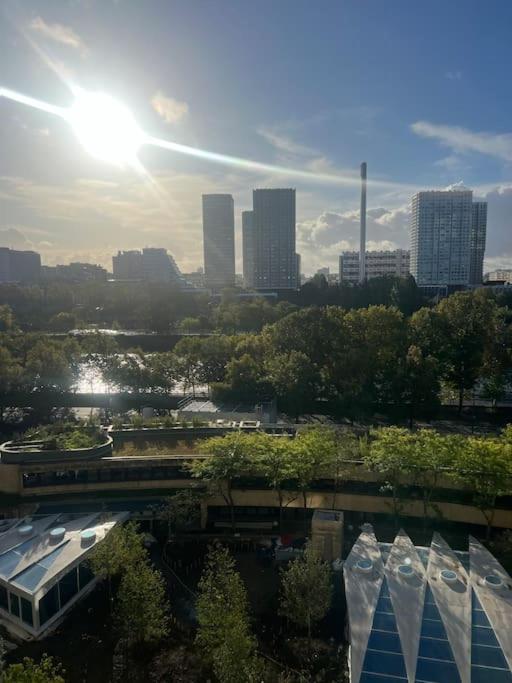 Апартаменты Tour Eiffel Terrasse Vue Seine Париж Экстерьер фото